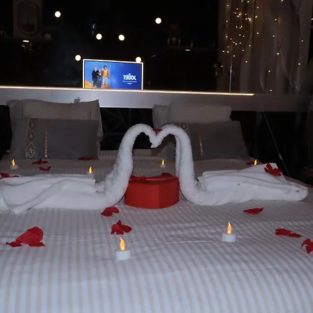 Evasion Romantique, Jacuzzi Massage Luminotherapie Apartmán Carquefou
